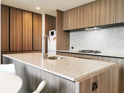 911 / 160 Victoria Street, Carlton