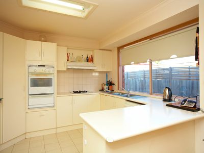 9 Inns Place, Hoppers Crossing