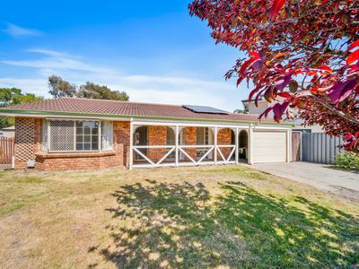 12 Placid Court, South Lake