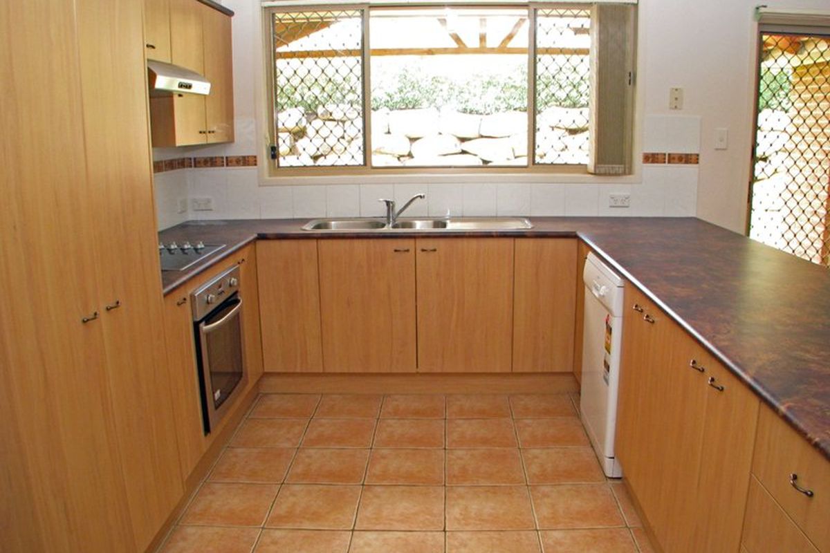2 Abbey Close, Watanobbi