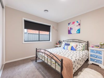 190 Forest Dr, Thurgoona