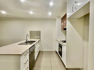 1 / 22 Berry Street, Caboolture South