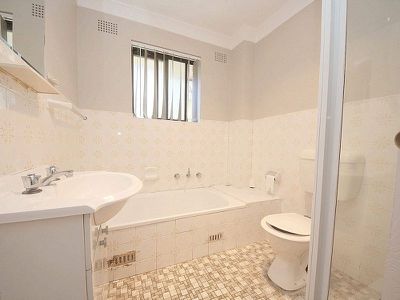 7 / 16-20 Dellwood Street, Bankstown