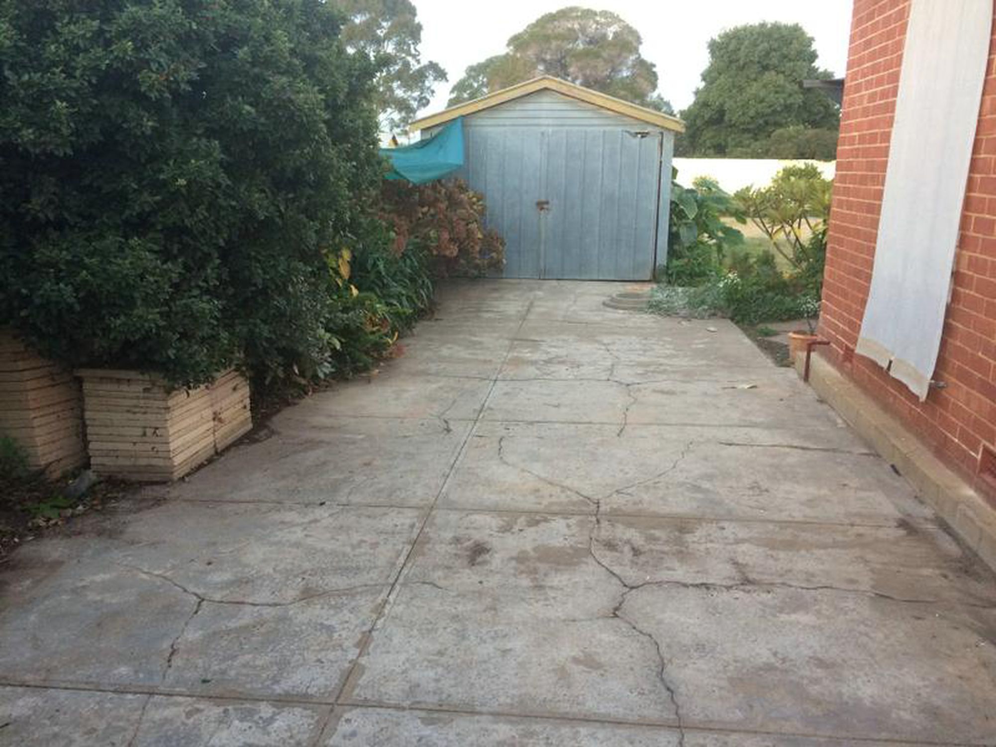 38 Danvers Grove, Woodville Gardens