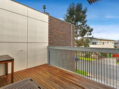 31 Hillsdale Avenue, Maribyrnong