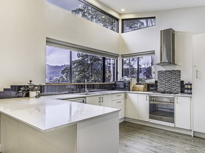 8432 Channel Highway, Cradoc