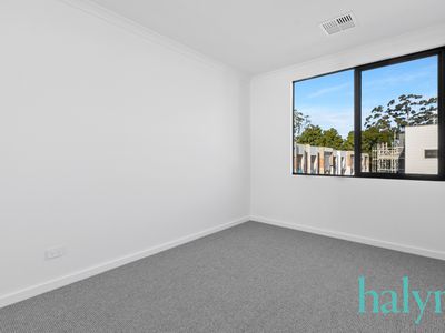 19 Penzance Circuit, Glendalough