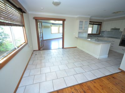 83 High Street, Parkes
