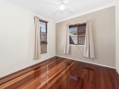 7 Molloy Street, Silkstone