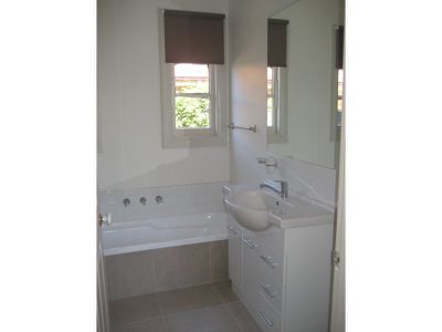 1 Airey Avenue, Manifold Heights