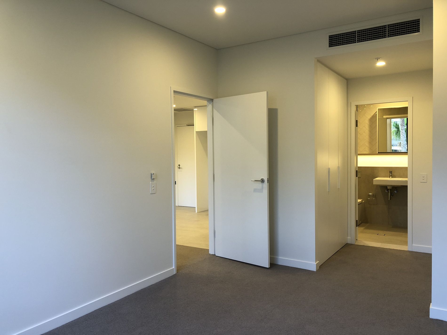 1303 / 15 Lachlan Street, Waterloo