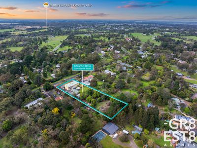 8 Stanhill Drive, Cranbourne South