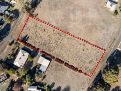 17-19 Craven Crescent, Heathcote