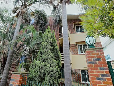 10/29 Hill Street, Perth