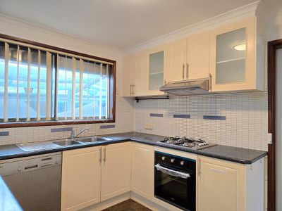 8 Snowy Court, Werribee