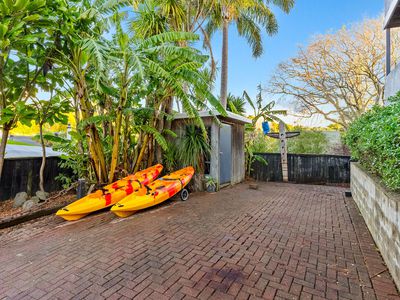 2/962 Beach Road, Torbay