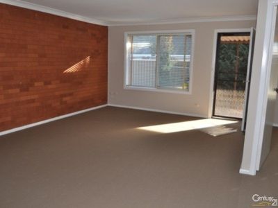 4 / 4 Forrest Cresent, Dubbo