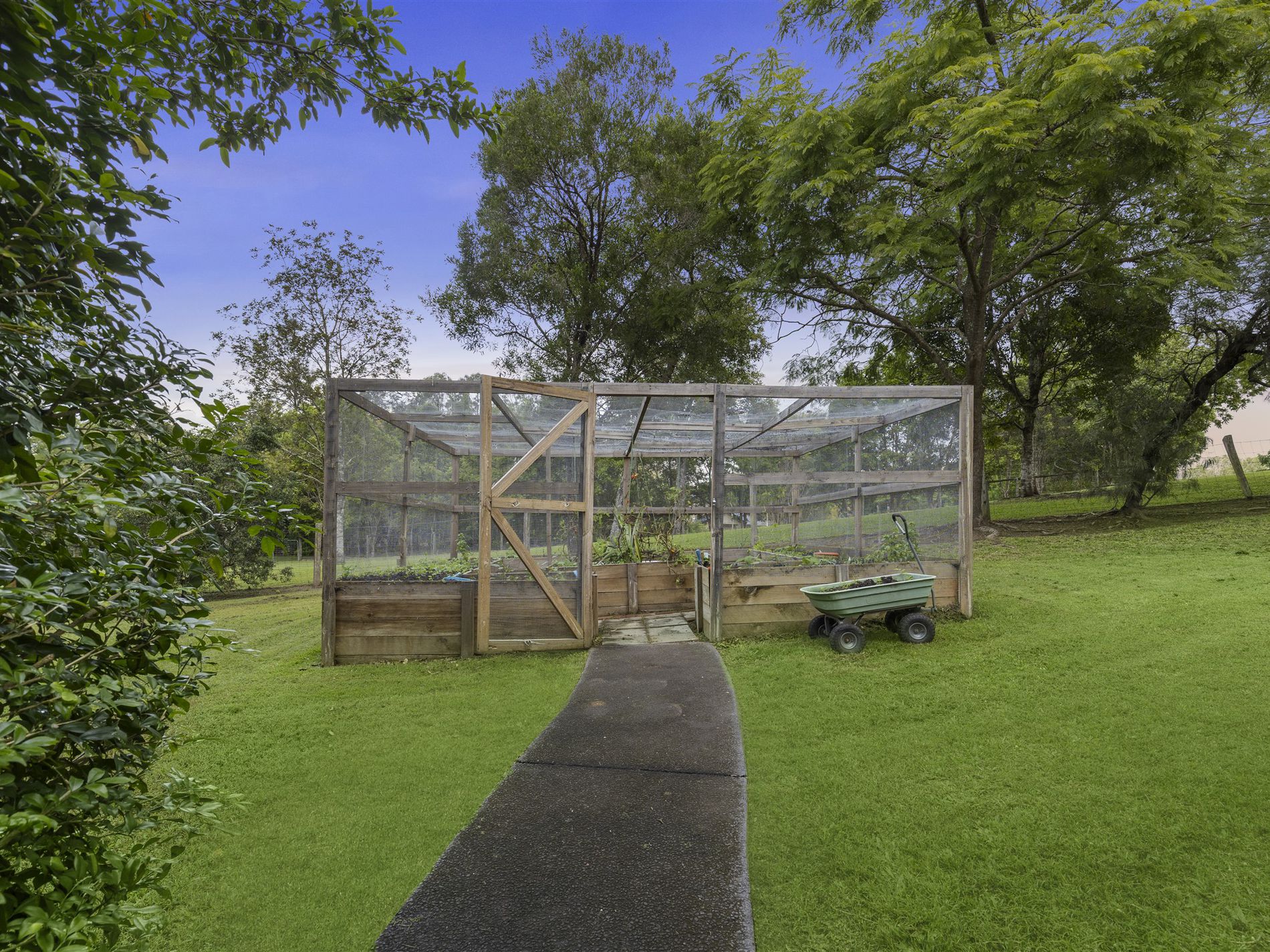 3 Sherwood Court, Samford Valley