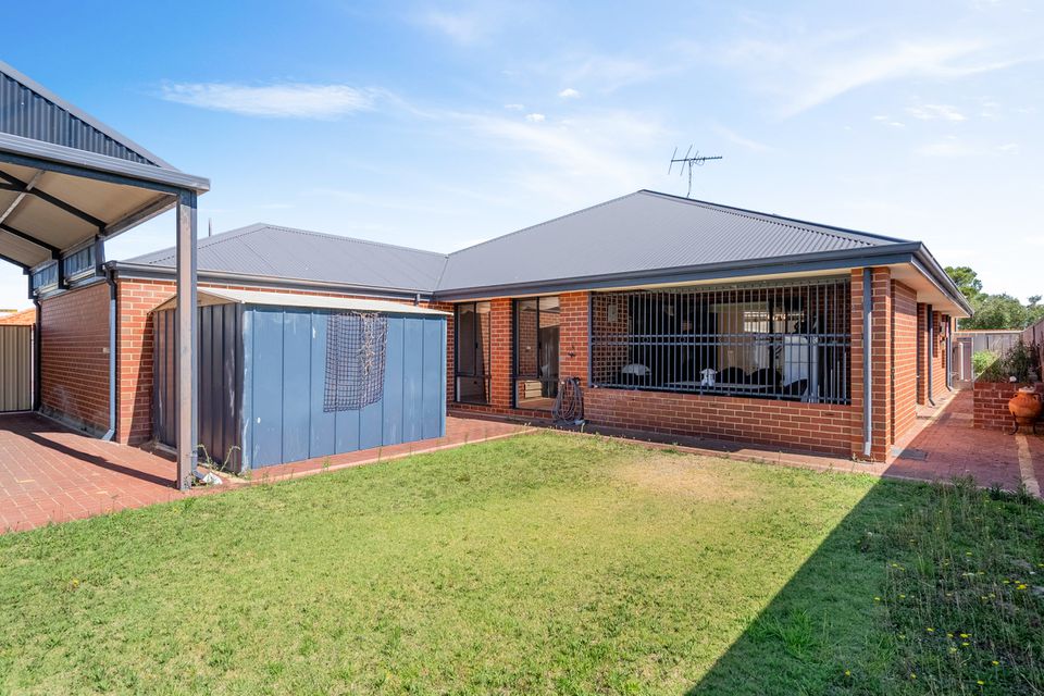 22 Rhapsody Close, Shoalwater