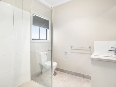 5 / 1 Roger St, Romsey