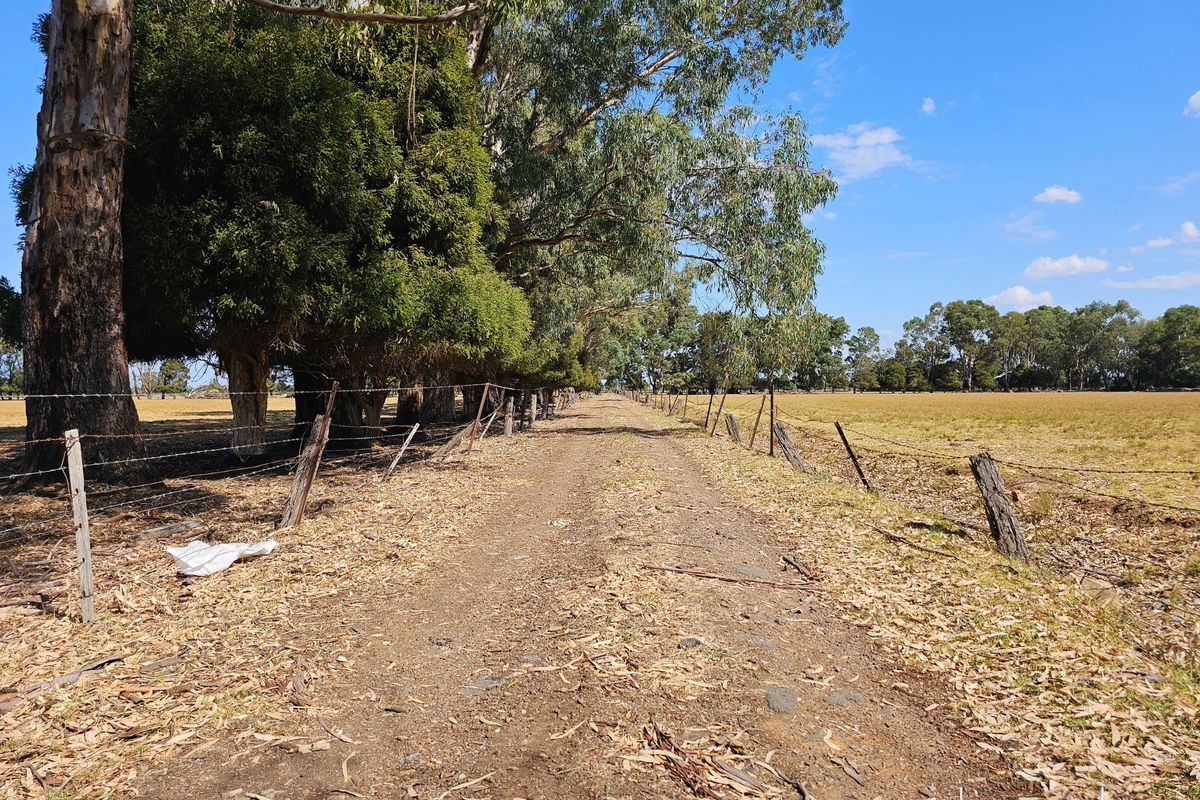 403 Hill Road, Stanhope