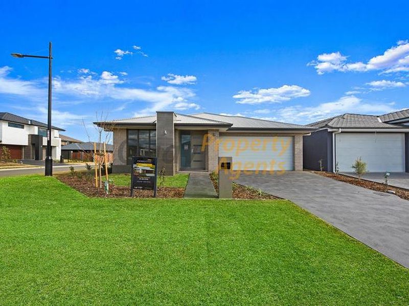 1 Casey Dr, Oran Park