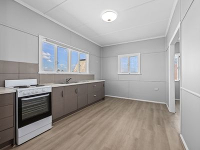 8 Lower Cross Street , Goodna