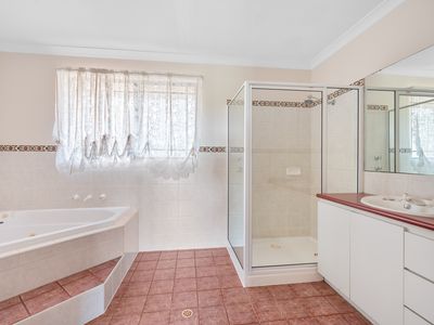 24 Geoffrey Stokes Parade, Kalgoorlie