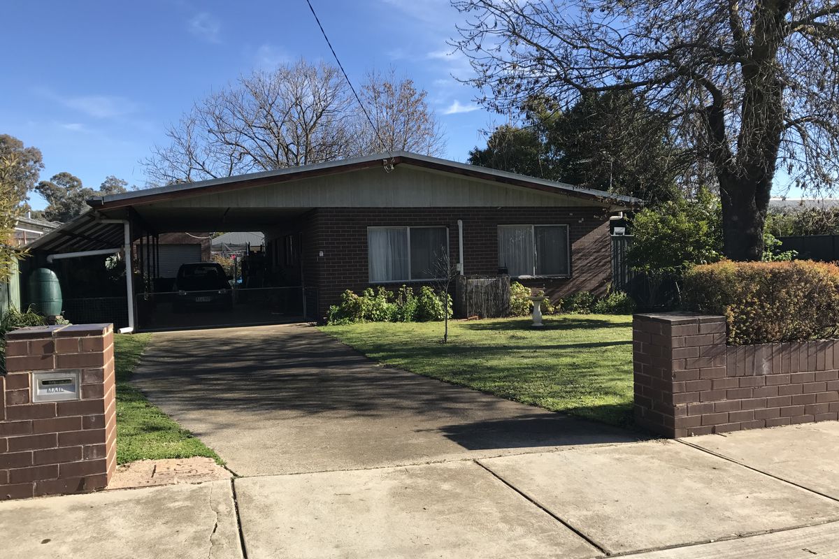 1 Finlason Street, Mansfield