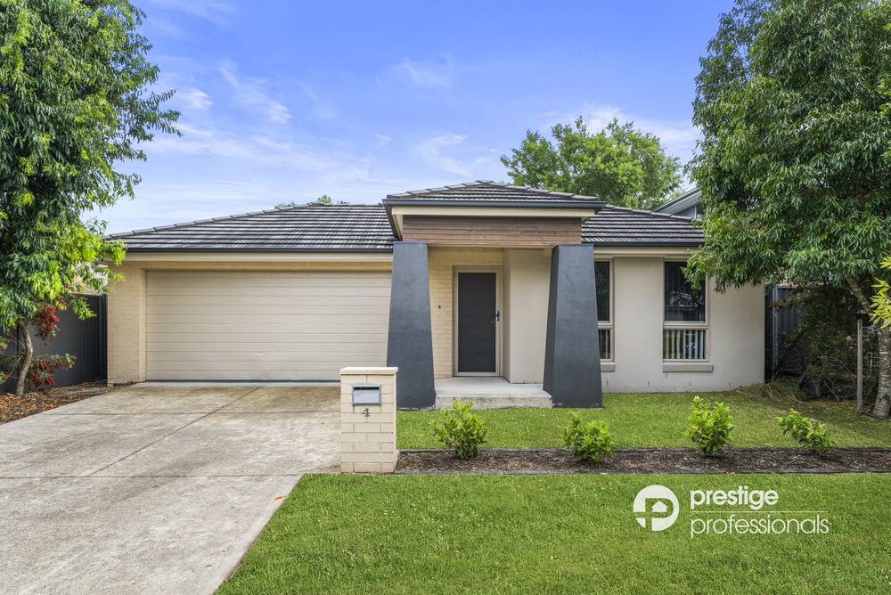 4 Bullrush Crescent, Voyager Point