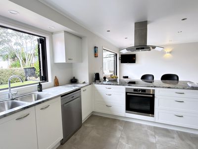 16 Onetaunga Road, Chatswood