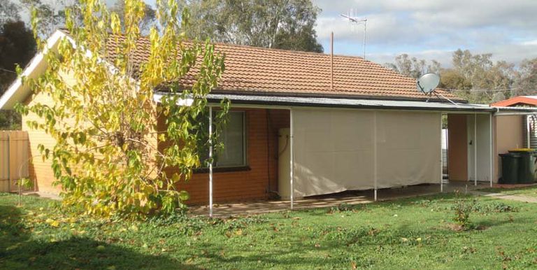 15A Baird Street, Violet Town