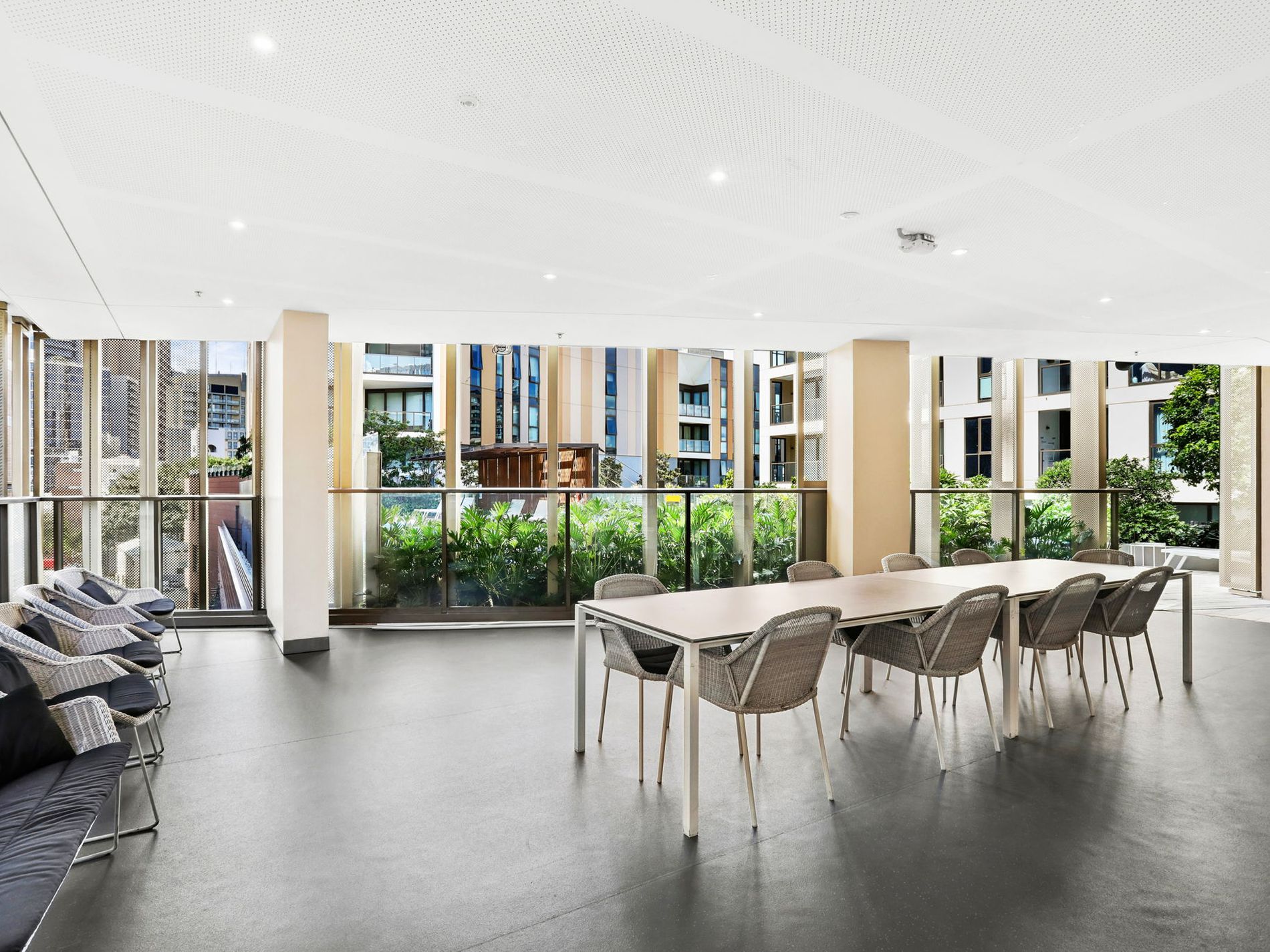 2808 / 82 Hay Street, Haymarket