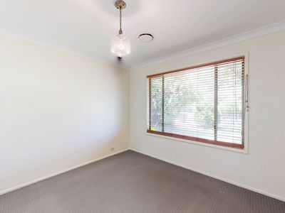 6 Mulga Court, Dubbo