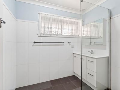 70 Spring Street, Crookwell