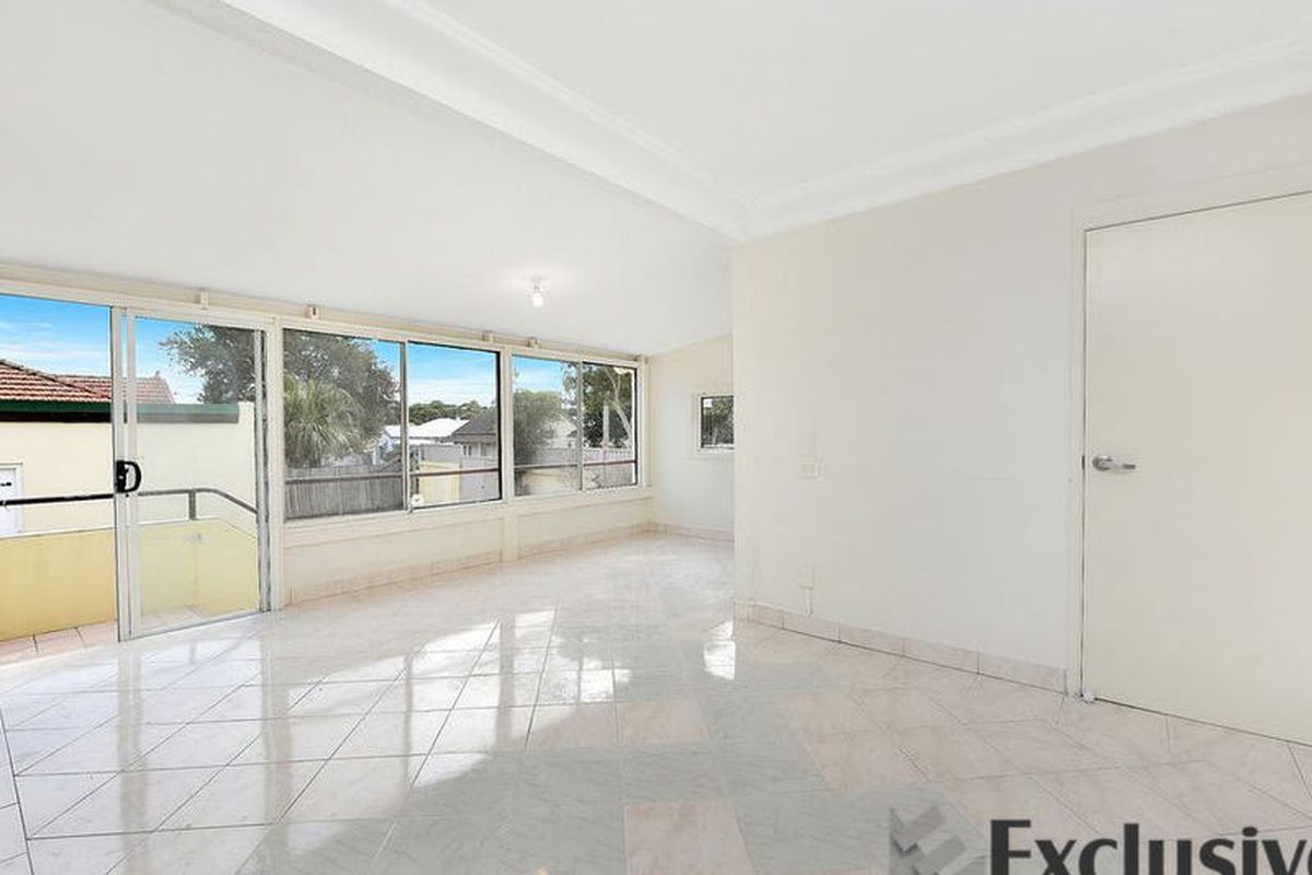 77 Burwood Road, Enfield