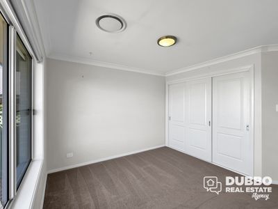 3 Brook Court, Dubbo