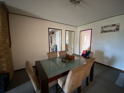 19 BUNKER AVENUE, Urraween