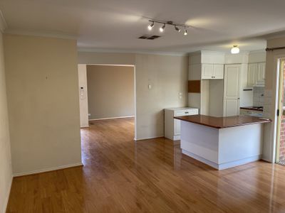 2 / 28 Chapman Avenue, Glenroy