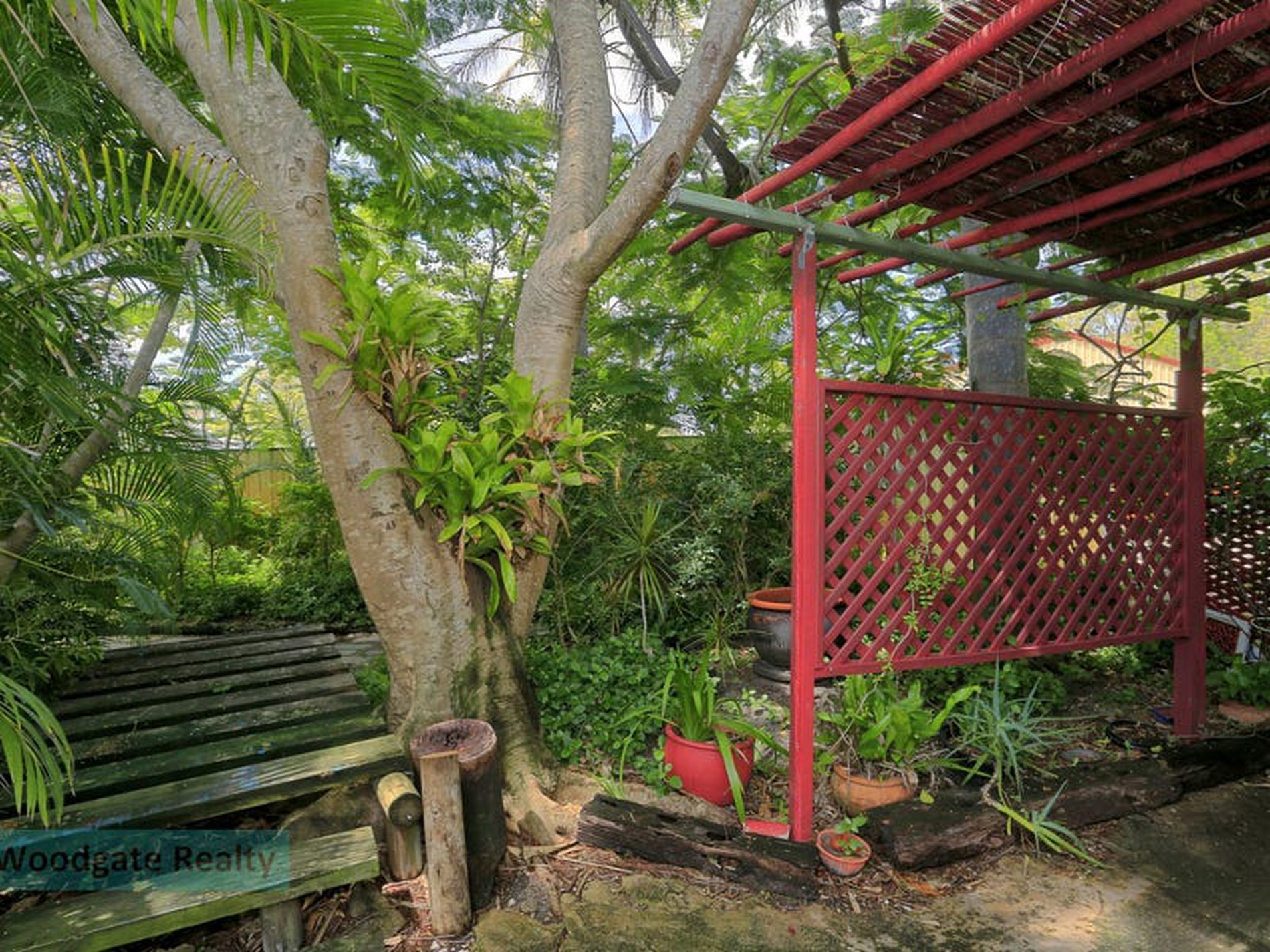 8 Fifth Ave, Woodgate