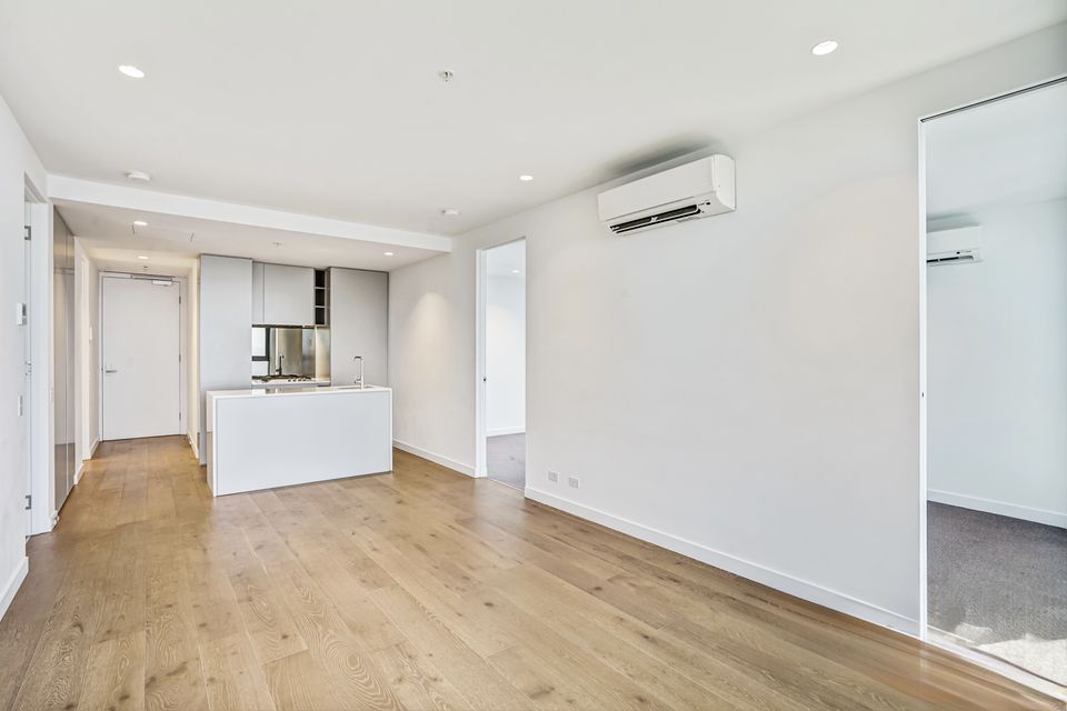 7202 / 462 Elizabeth Street, Melbourne