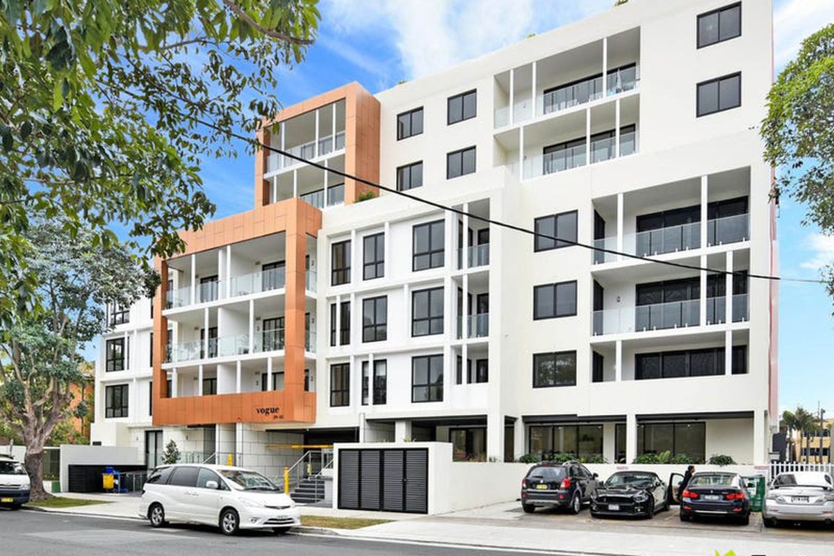 105 / 29 Burlington Road, Homebush