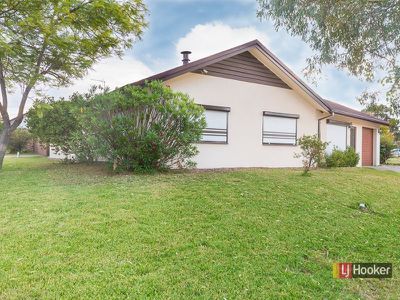 2 Kenyon Crescent, Doonside