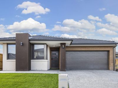 13 Penver Terrace, Werribee