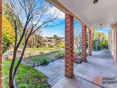 77 Carter Crescent, Calwell