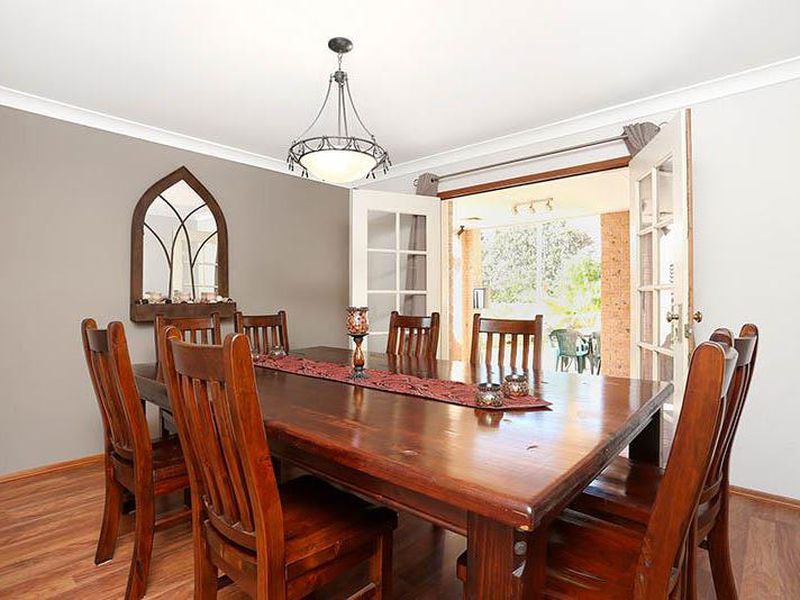 77 Kurrajong Cct, Mount Annan