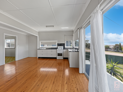 11 First Avenue, Toukley