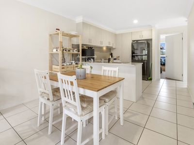 5 / 4 Rhiana Street, Pimpama