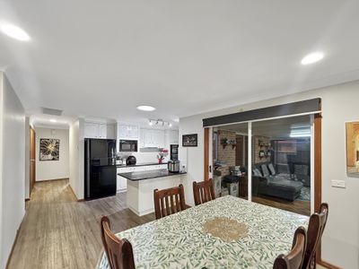 8 Edinburgh Avenue, Dubbo