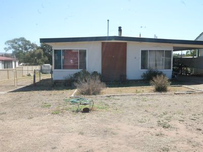 1 & 2 / 84 and 84 Mackenzie Street, Merriwa